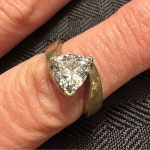 Cubic Zirconia Sterling Silver Women's Ring (size 7)